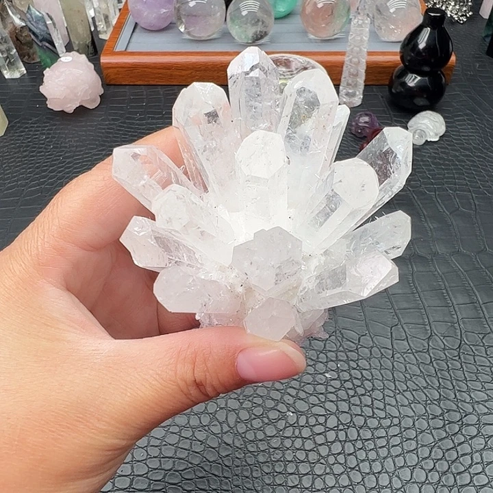 未镶嵌水晶珠宝半成品183