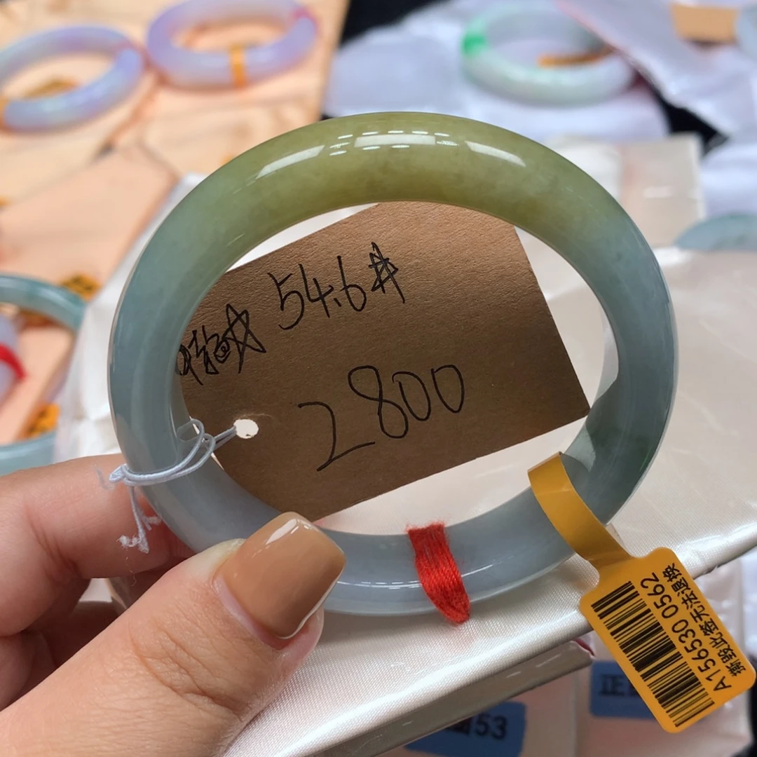 翡翠未镶嵌手镯天然翡翠手镯