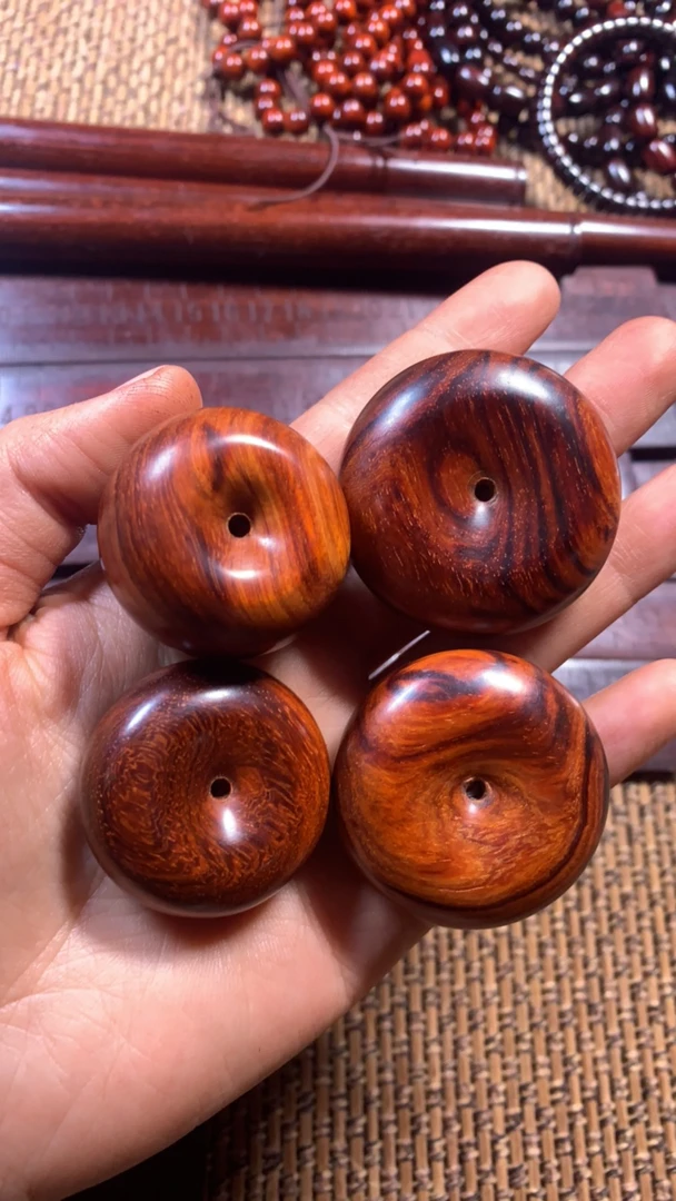 印度小叶紫檀平安扣四个