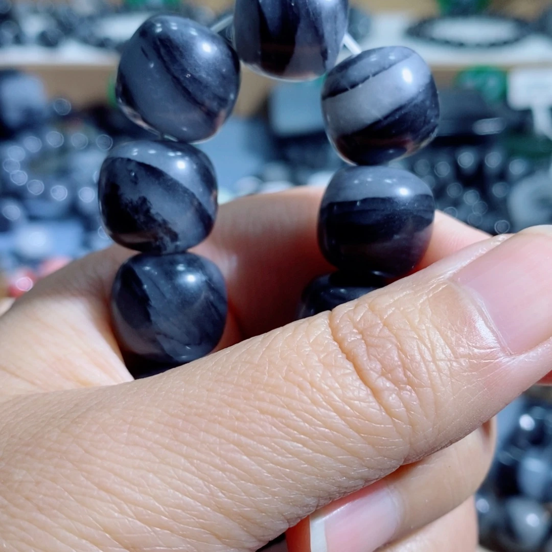 Y***n石英质玉未镶嵌手链