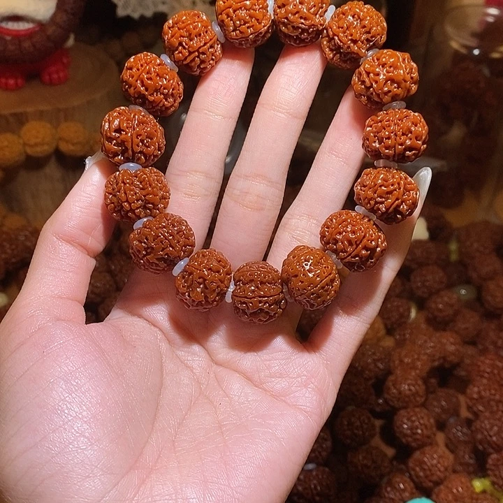 吊坠金刚菩提196玉华满肉一物