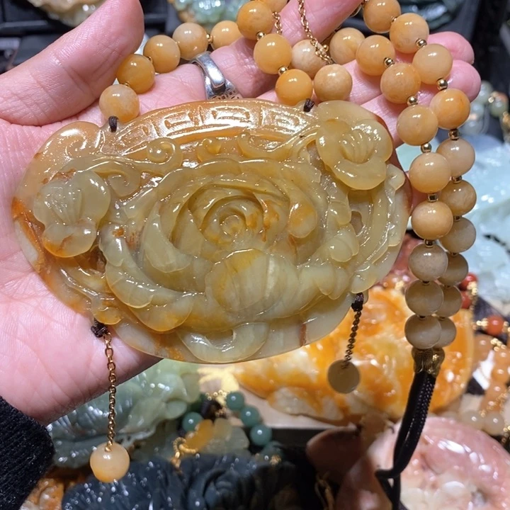 岫玉毛衣链未镶嵌