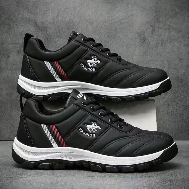 男鞋春秋季新款运动鞋百搭休闲鞋防滑软底跑步鞋男士休闲皮鞋鞋子