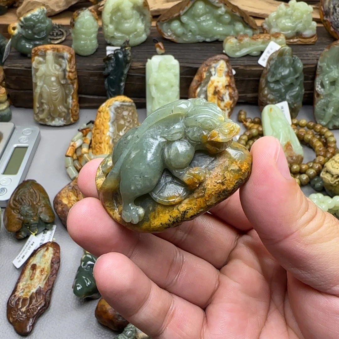 岫岩河磨玉（透闪石质玉）未镶嵌珠宝奇石