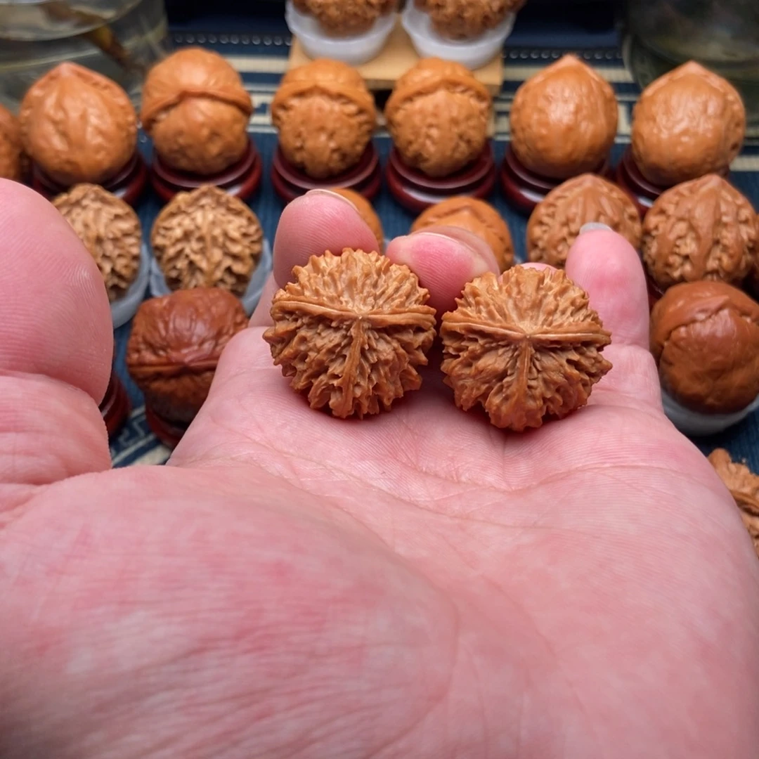 文玩核桃把件贪****咪手捻