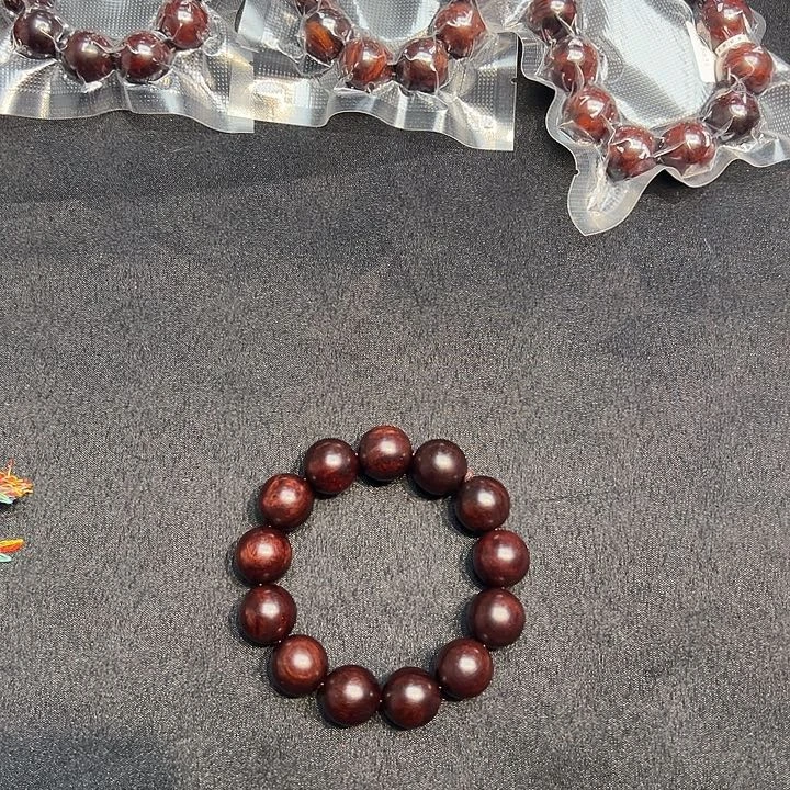 用***6手串/手链小叶紫檀1.8福利