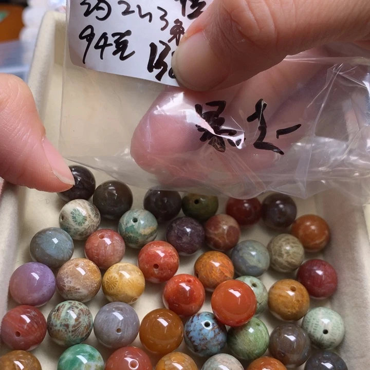 暴***走硅化玉手镯未镶嵌