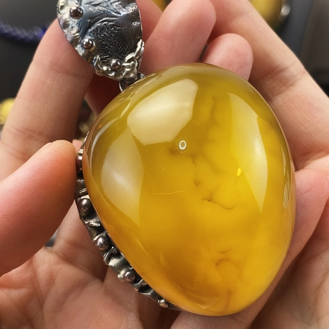 琥珀颈饰银S925镶嵌