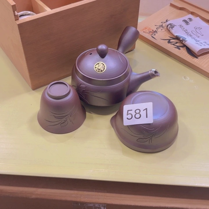 茶盏我们都在努力着呢吧哈