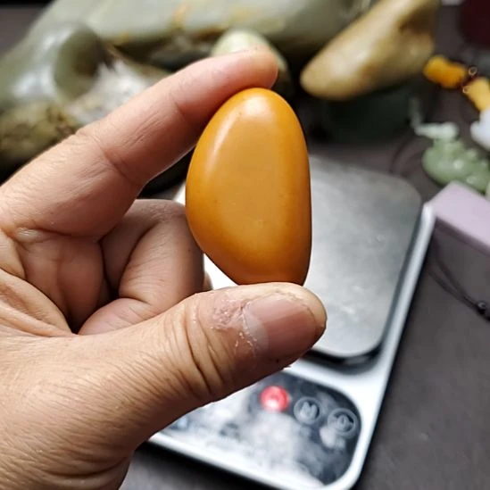 和田玉（糖玉）未镶嵌挂件