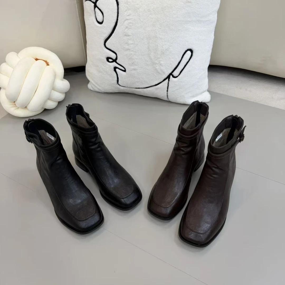 2025秋季新款时尚百搭粗跟英伦风复古休闲鞋 9235