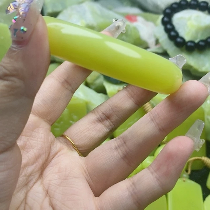 太***洋石材新疆若羌手镯57