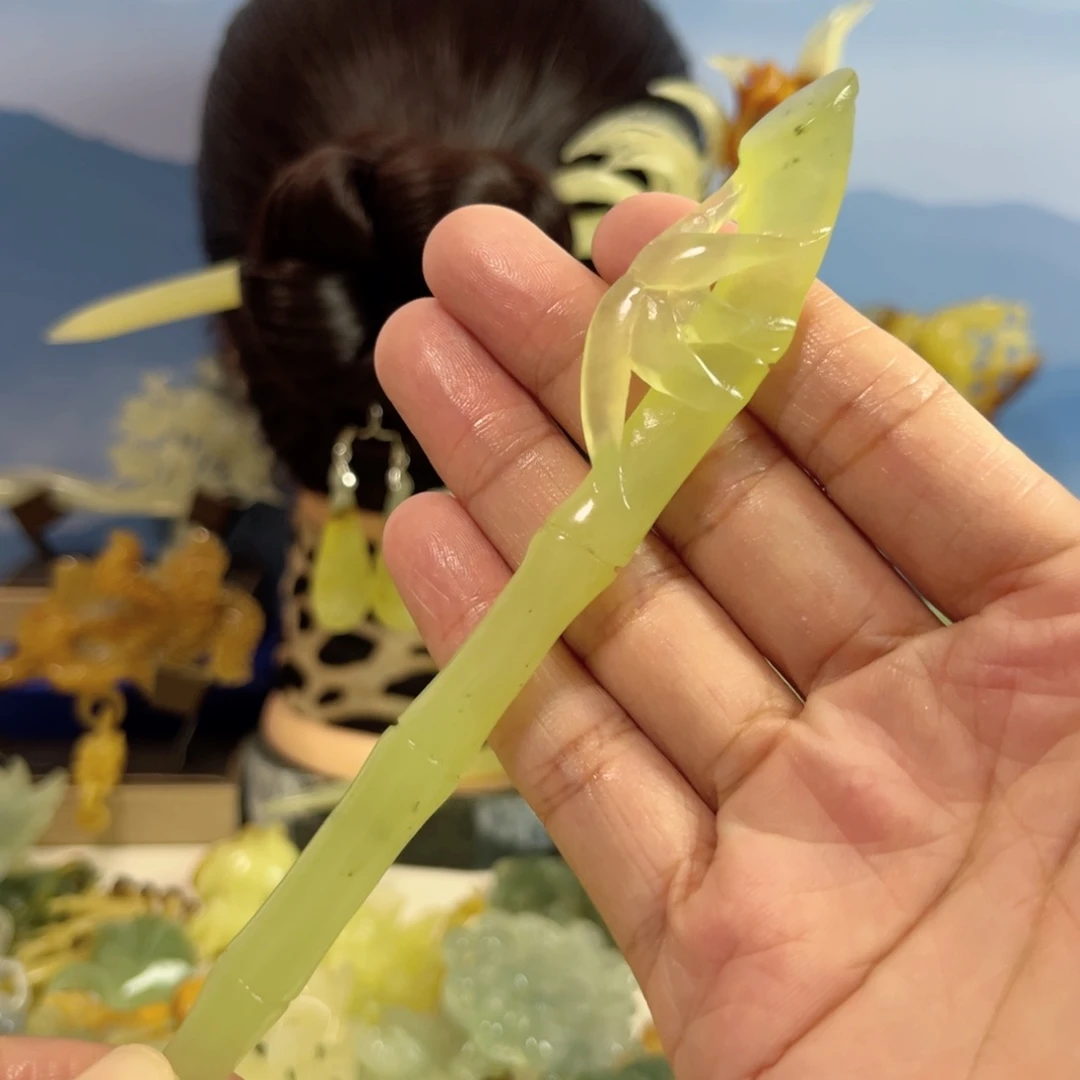蛇纹石玉未镶嵌发饰