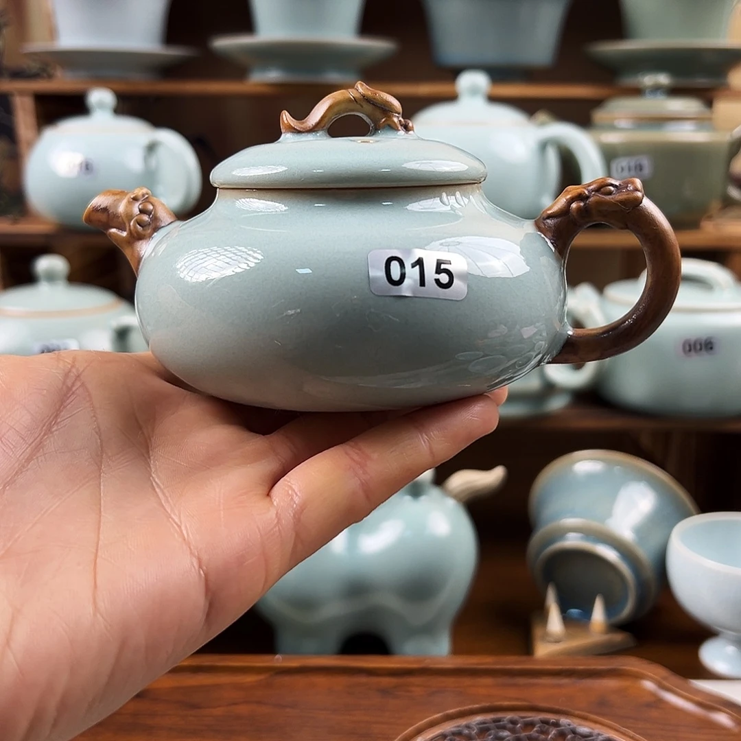 省工赵琳老师手工玉龙壶