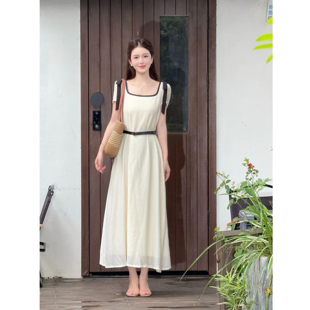 【月光曲】LiLi法式优雅方领黑白撞色A字连衣裙XMZH8562