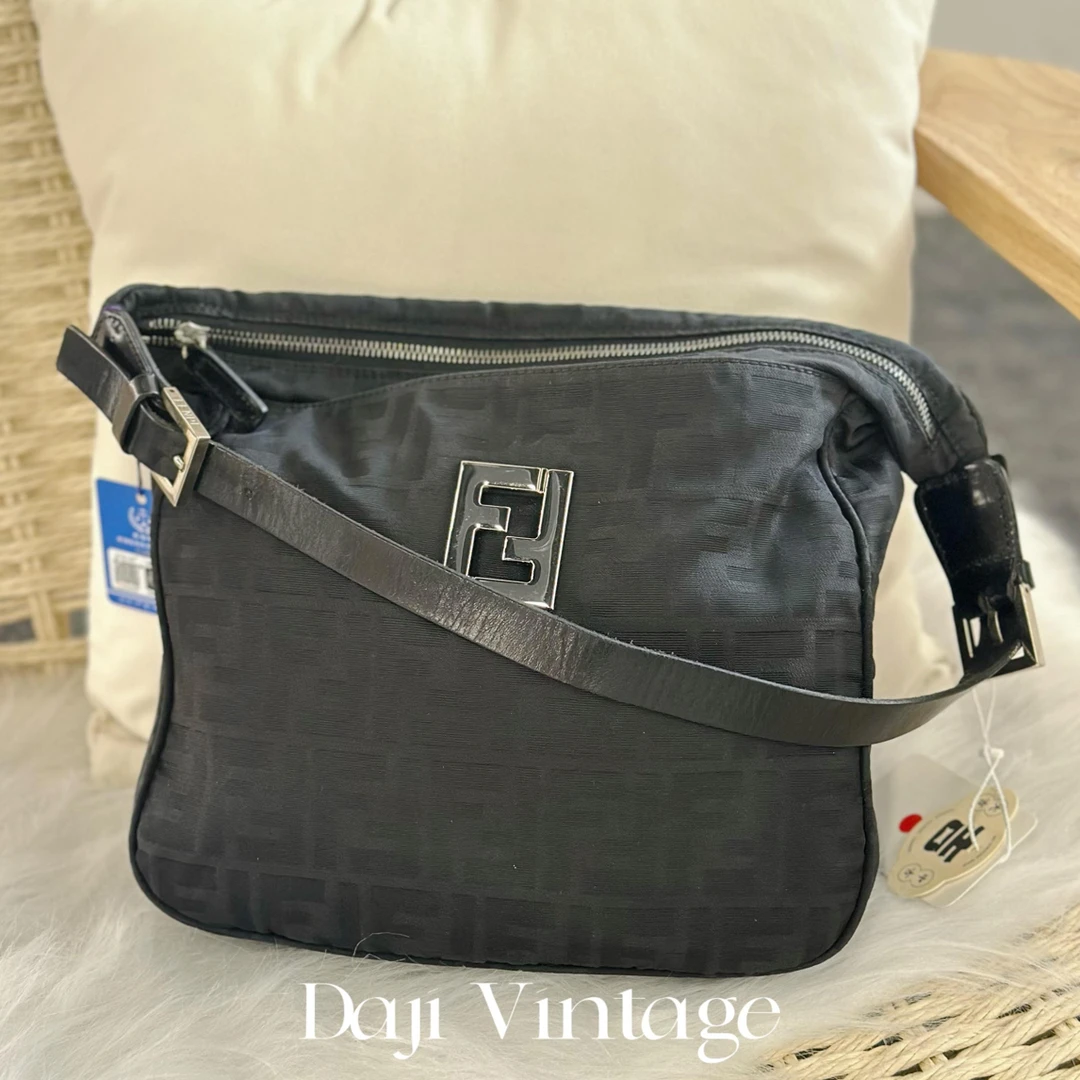 95新 FENDI/芬迪 大吉中古/fendi芬迪黑老花牛角单肩包