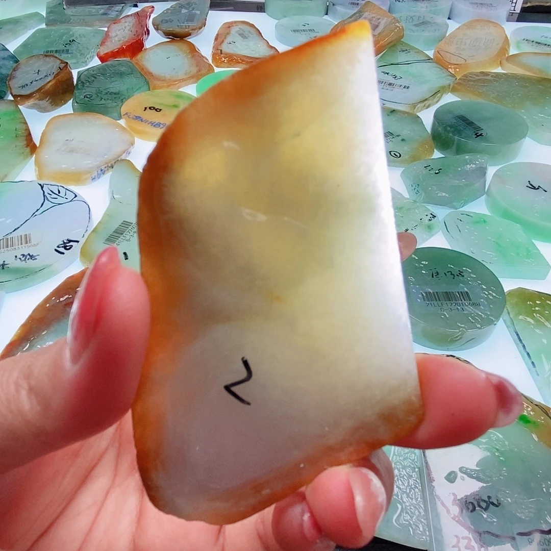 定制翡翠未镶嵌定制翡翠未镶嵌