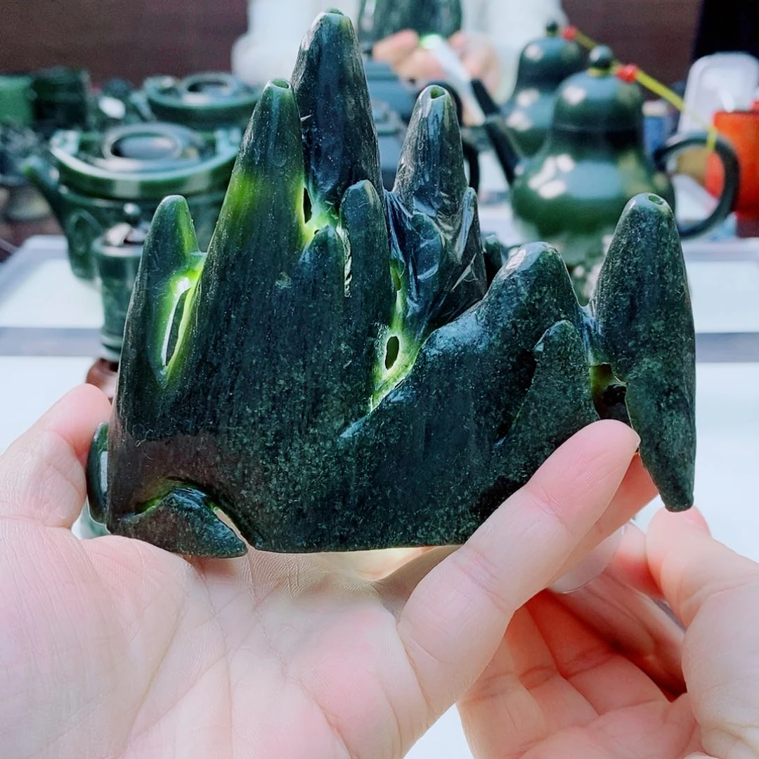 未镶嵌和田玉摆件