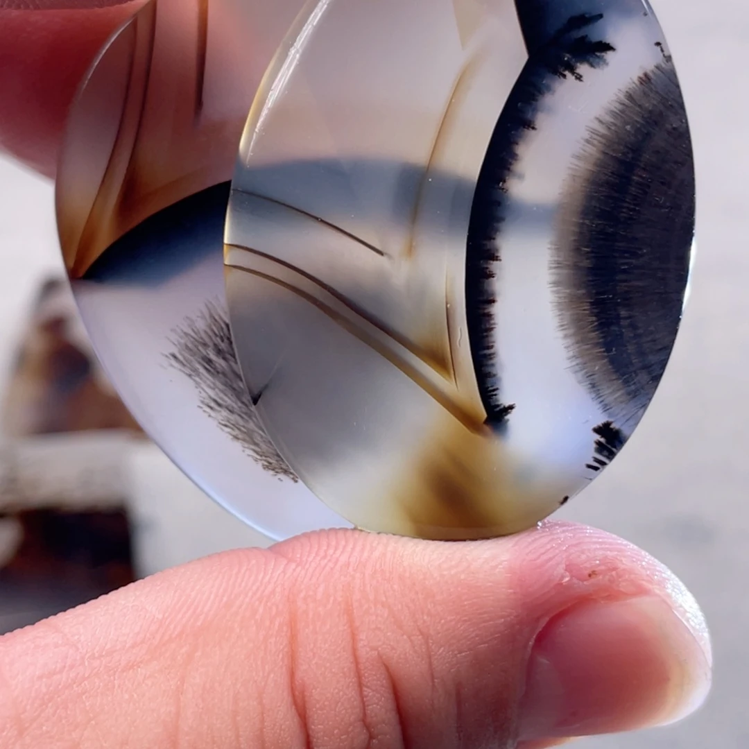 【闪购商品】玛瑙/玉髓颈饰未镶嵌觉*子