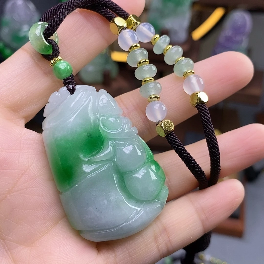 吊坠(赠链)未镶嵌翡翠