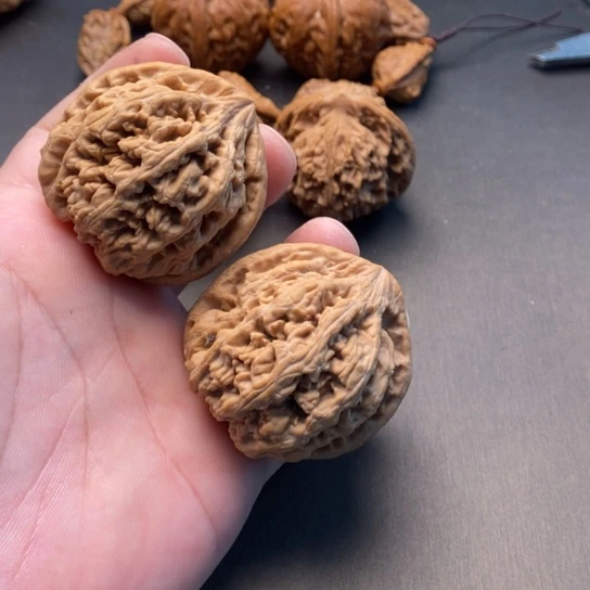 吊坠文玩核桃粗筋