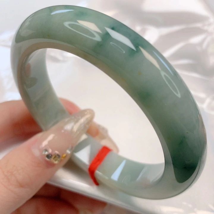 【闪购商品】翡翠手镯未镶嵌56圈