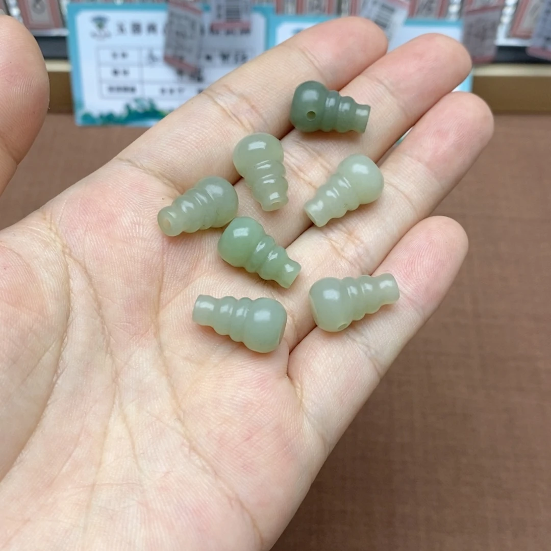 吊坠(不含链)未镶嵌和田玉拍一发一