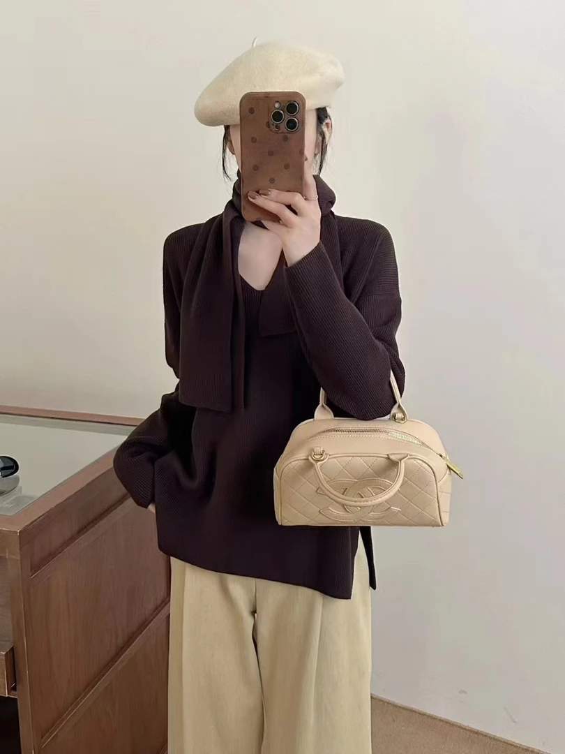 （拉萨发货 邮政包邮）纯色慵懒风高级软糯V领长袖高级感
