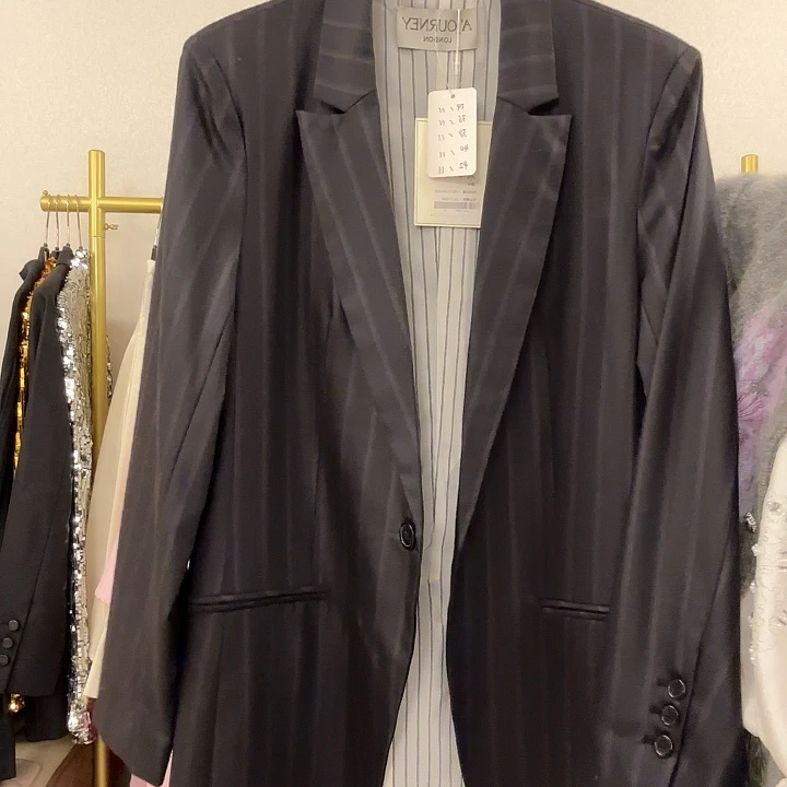 34-42 哈哈哈哈哈哈斑斑驳驳吧