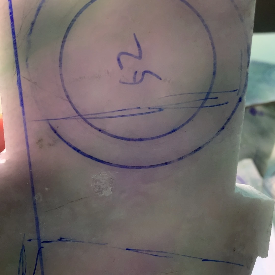 债***づ定制翡翠未镶嵌翡翠手镯