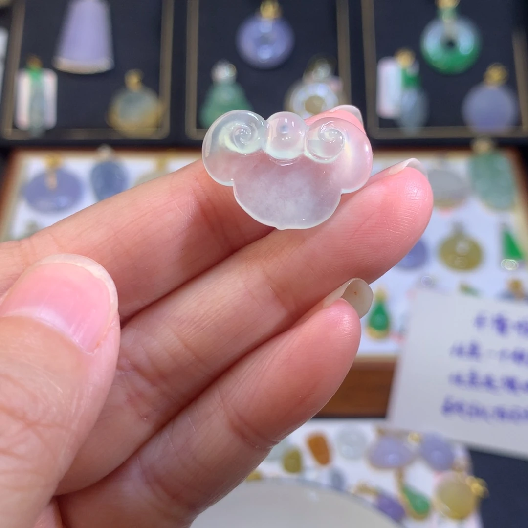 翡翠未镶嵌颈饰翡翠未镶嵌