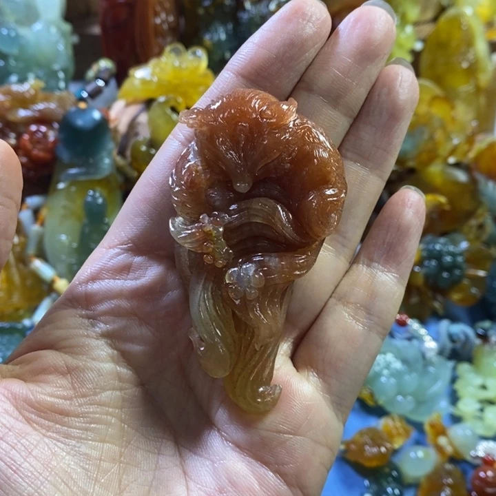 秋***浅蛇纹石玉未镶嵌颈饰