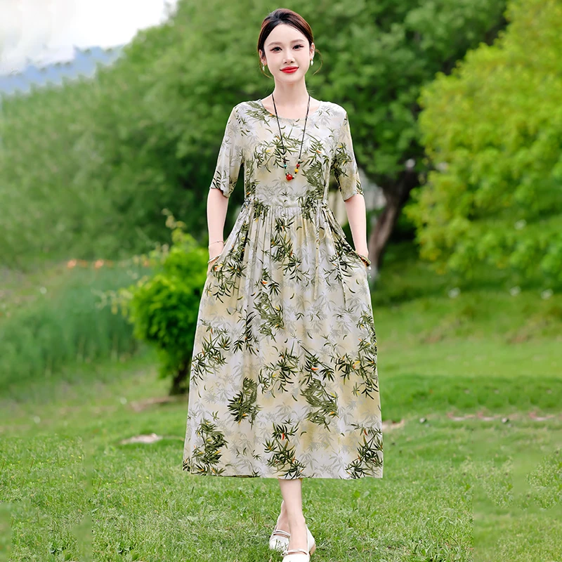中老年连衣裙过膝长裙妈妈修身碎花短袖大码长裙夏季宽松气质裙子
