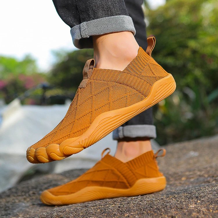 户外徒步鞋轻便宽头飞织男鞋慢跑运动鞋旅游骑行软底鞋宽头赤足鞋