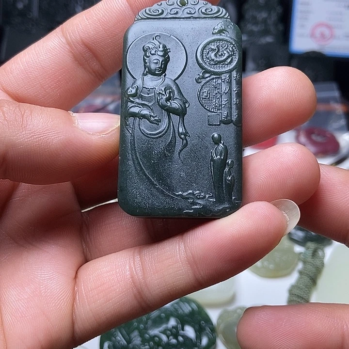 颈饰未镶嵌和田玉