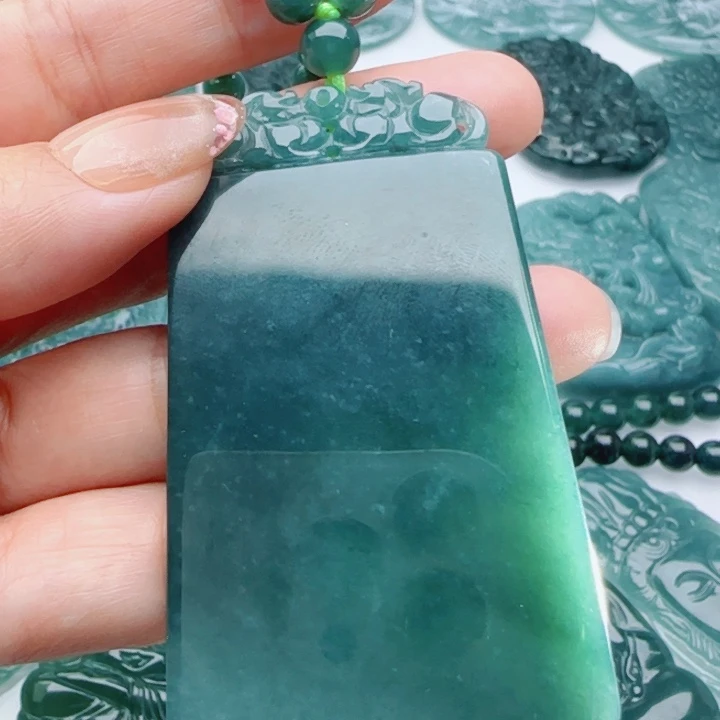 翡翠未镶嵌颈饰多样性发货天然A货翡翠