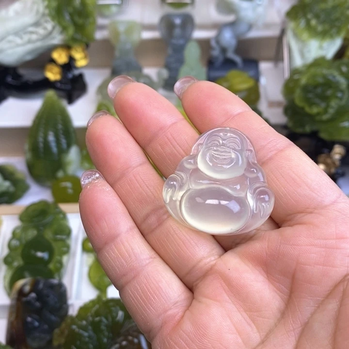 蛇纹石玉颈饰未镶嵌炽**晖