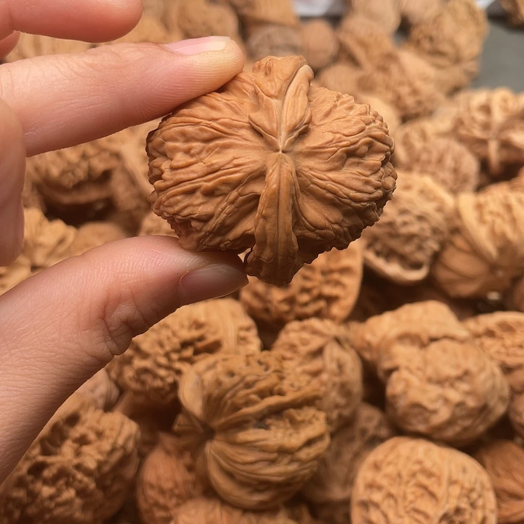 文玩核桃吊坠善*40白狮子