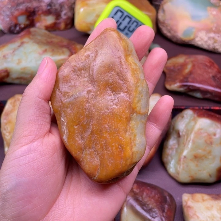 身***伴和田玉（糖玉）未镶嵌挂件