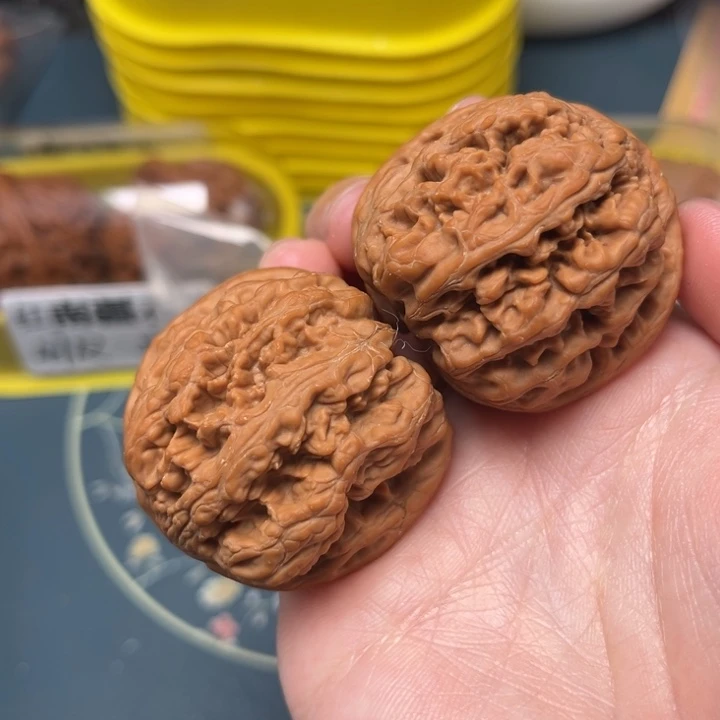 文玩核桃吊坠40-33337-05