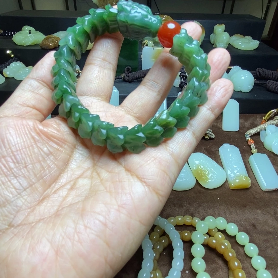 糖****和田玉未镶嵌套链