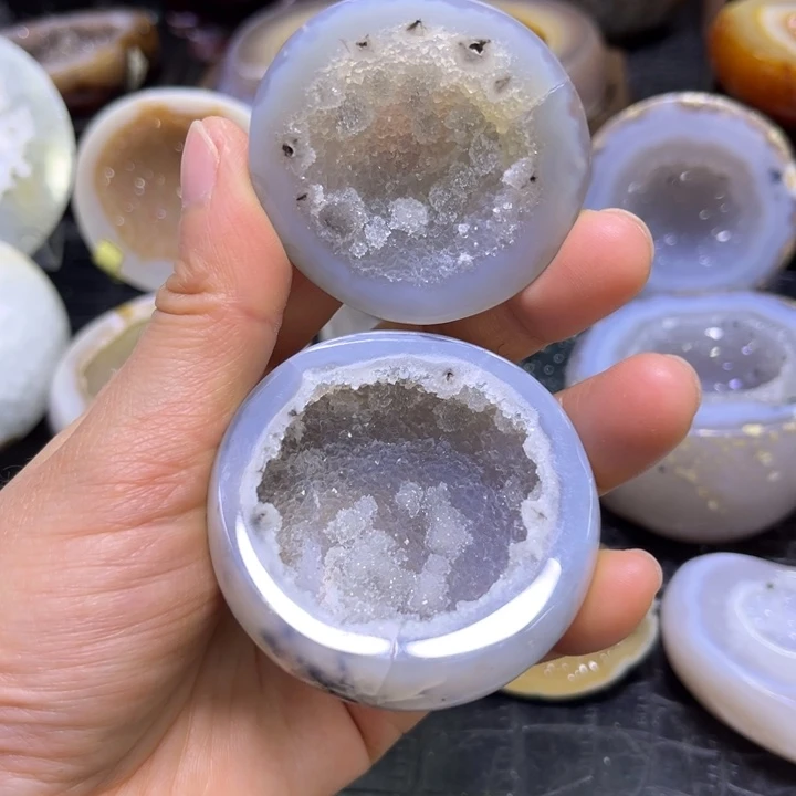 水晶珠宝半成品未镶嵌聚宝盆