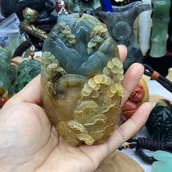 岫玉未镶嵌手把件