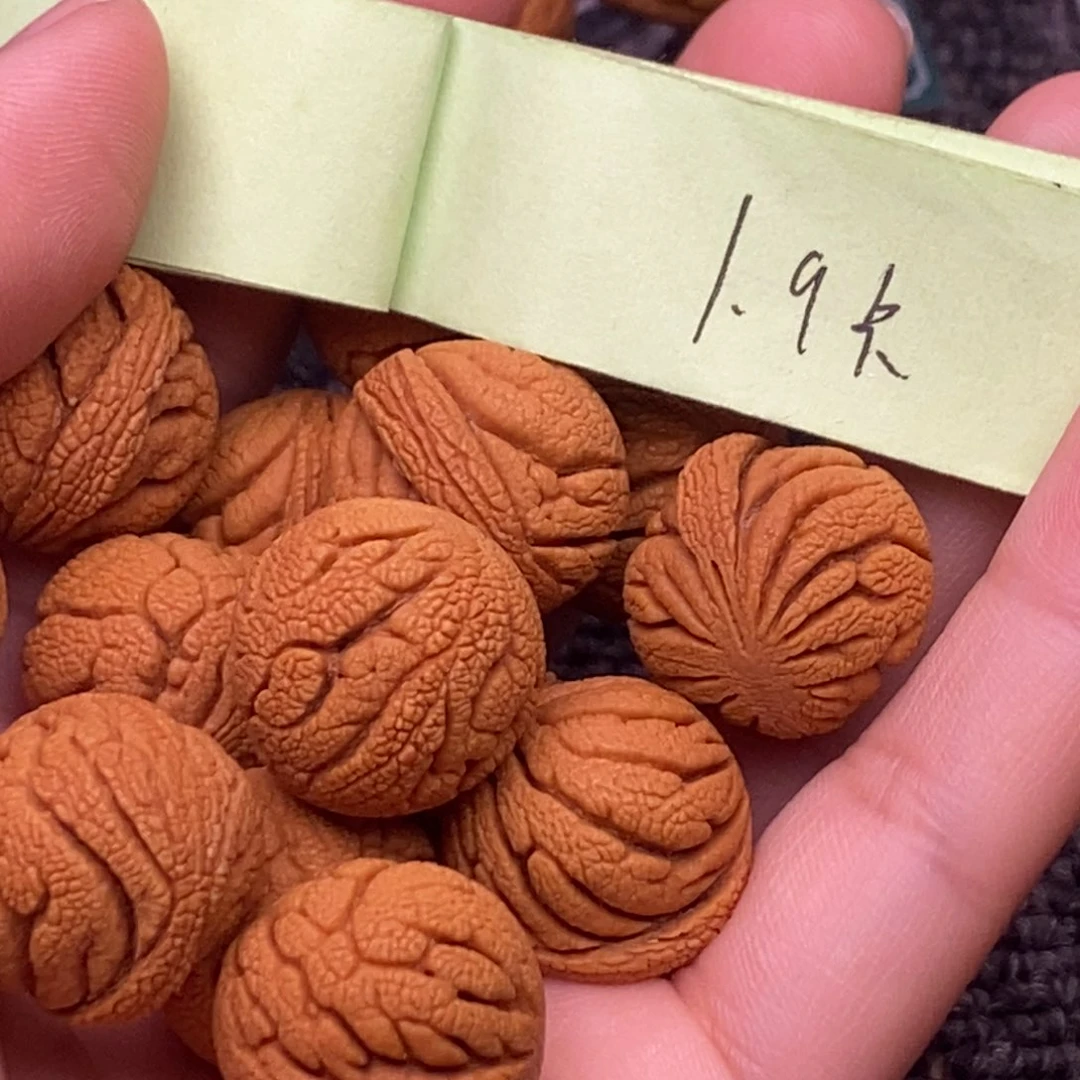 秦岭山脉龙纹桃核 14