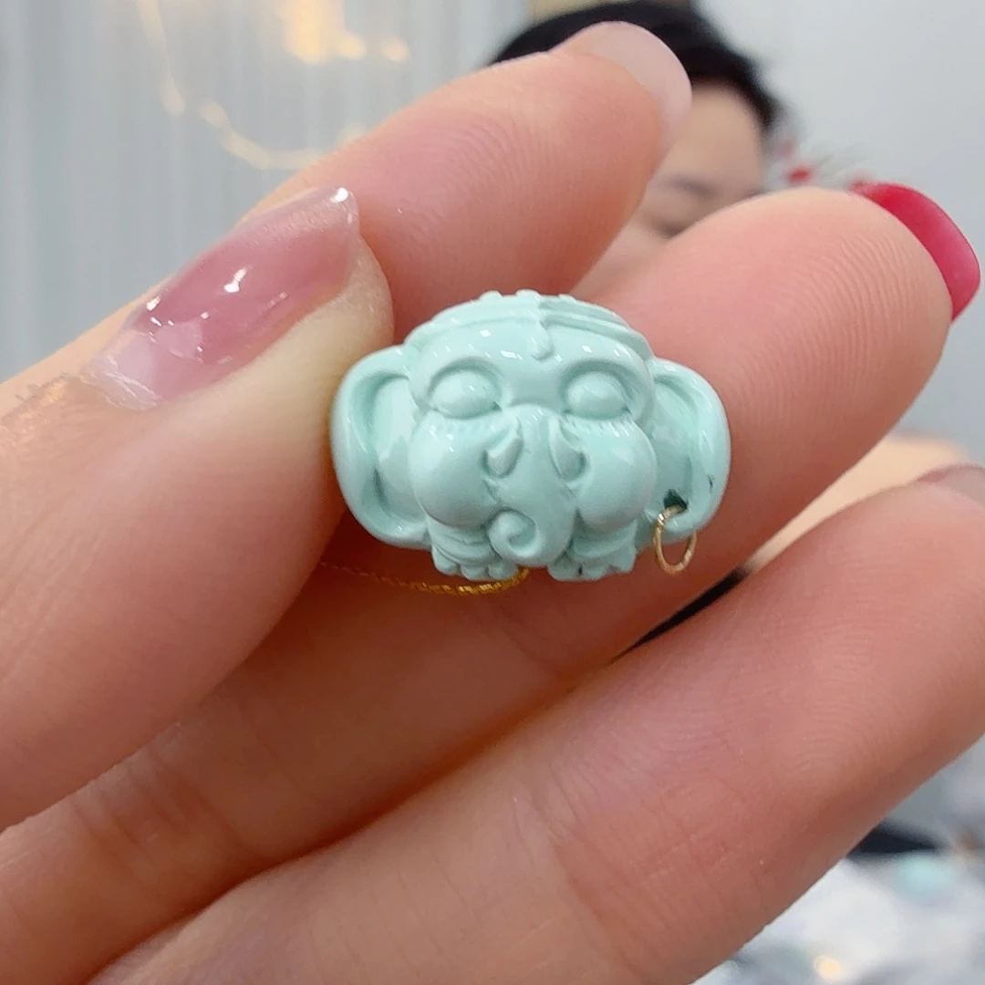 绿松石未镶嵌珠宝奇石