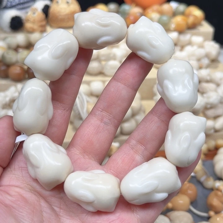 菩提根/象牙果手串小兔子微瑕2-5-17