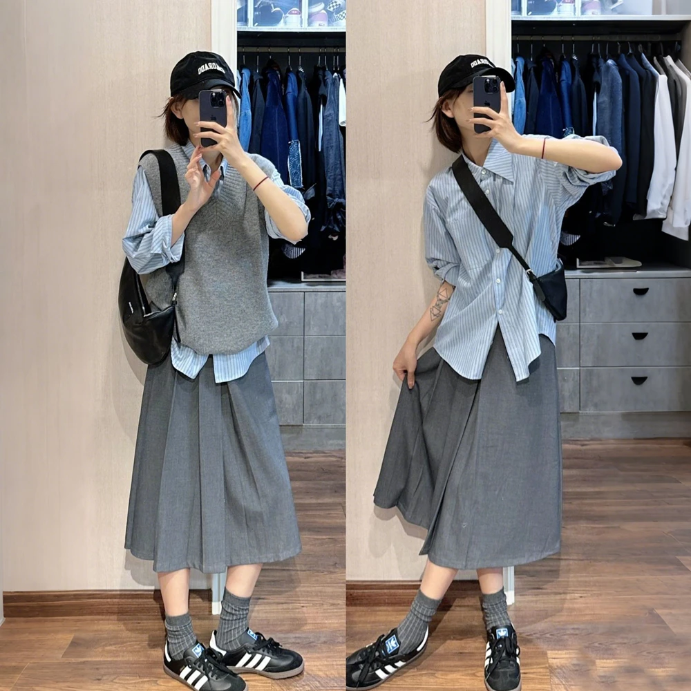 春秋新款显瘦复古条纹衬衫+v领叠穿坎肩宽松显瘦针织马甲两件套装