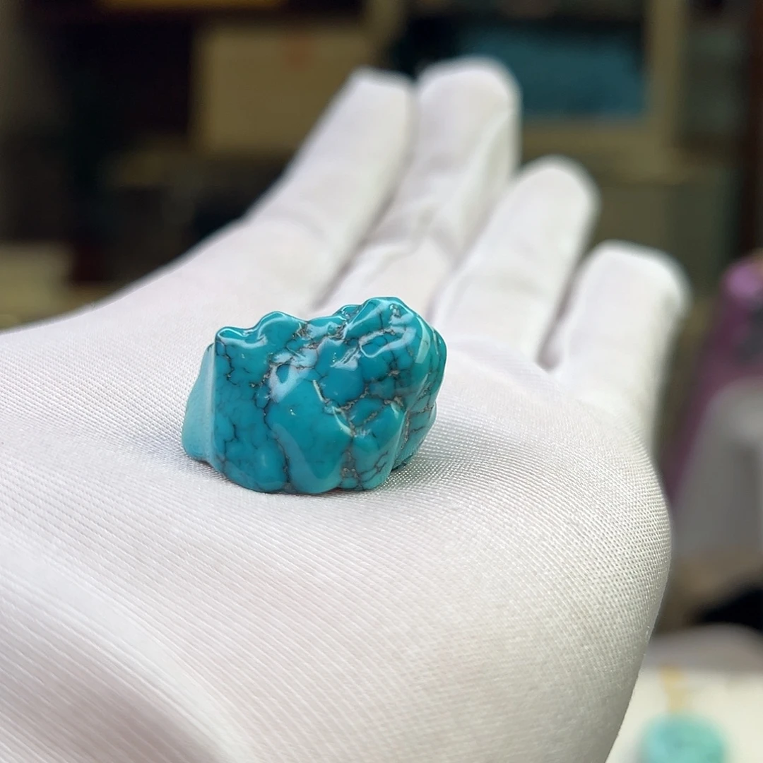 绿松石未镶嵌珠宝奇石