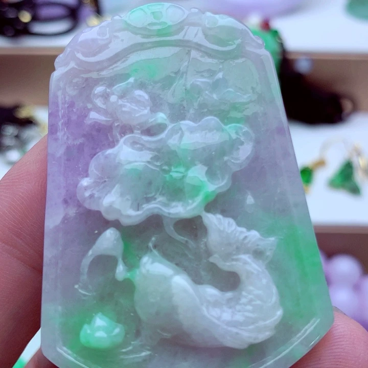 翡翠未镶嵌吊坠(不含链)