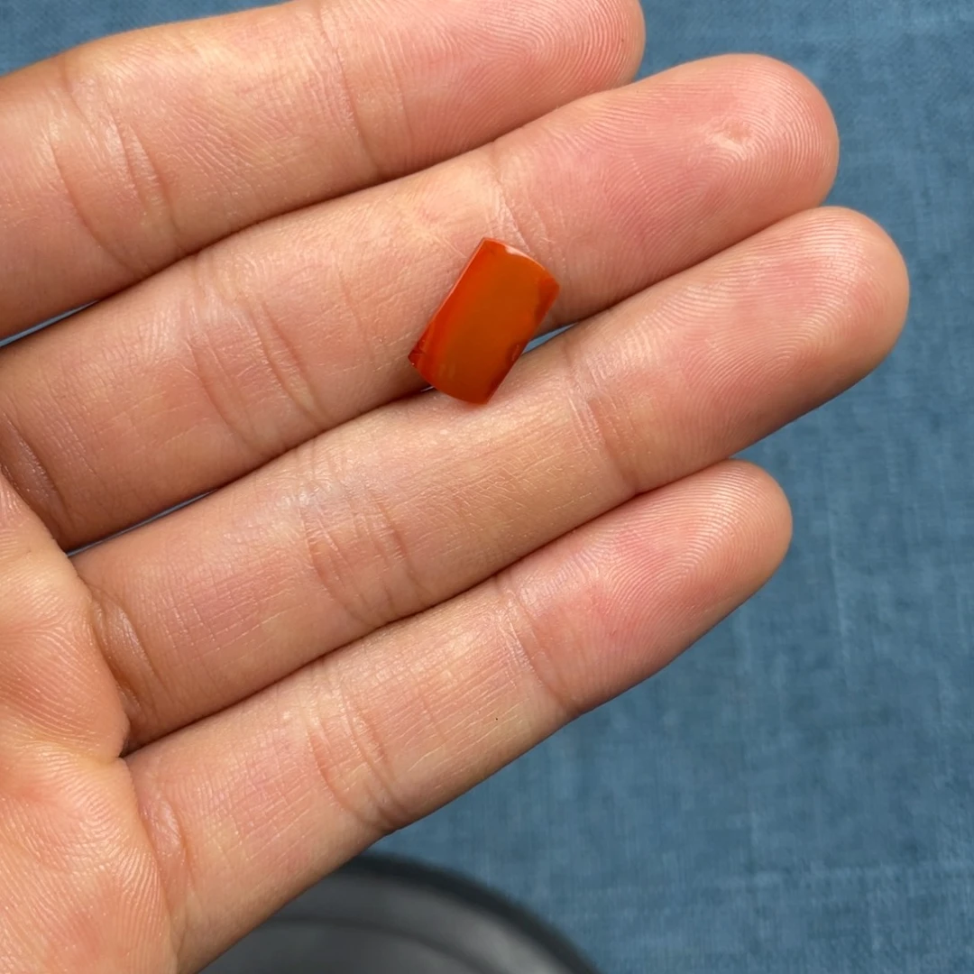 南红玛瑙未镶嵌挂件